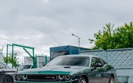 Dodge Challenger III рестайлинг 2, 2013 год, 2 550 000 рублей, 1 фотография