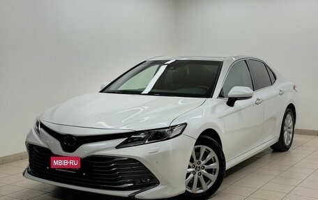 Toyota Camry, 2020 год, 2 980 000 рублей, 1 фотография