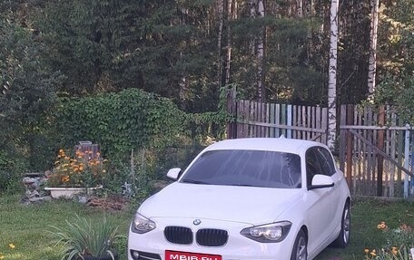 BMW 1 серия, 2012 год, 900 000 рублей, 1 фотография
