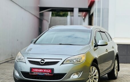 Opel Astra J, 2012 год, 549 999 рублей, 1 фотография