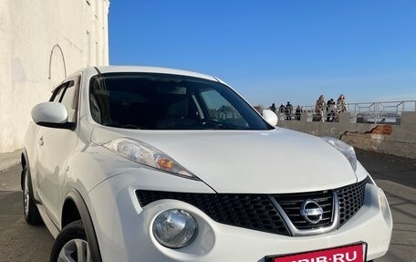 Nissan Juke II, 2014 год, 899 999 рублей, 1 фотография