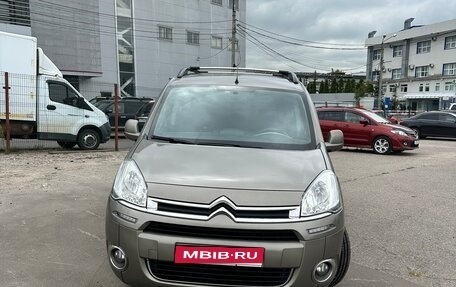 Citroen Berlingo II рестайлинг, 2013 год, 1 100 000 рублей, 1 фотография
