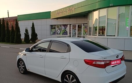 KIA Rio III рестайлинг, 2013 год, 680 000 рублей, 1 фотография