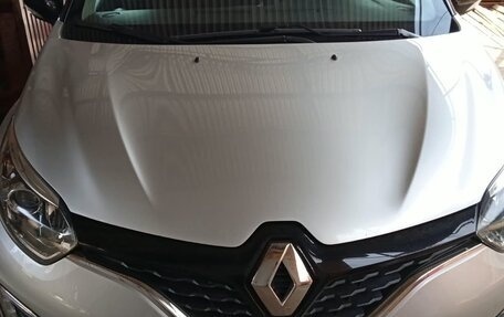 Renault Kaptur I рестайлинг, 2017 год, 1 850 000 рублей, 1 фотография