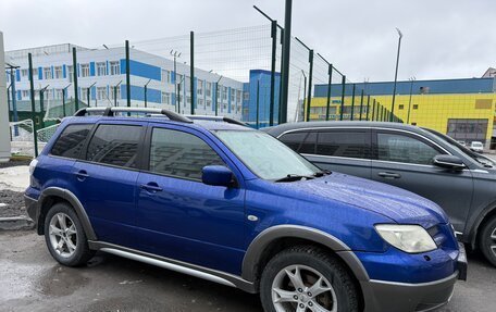 Mitsubishi Outlander III рестайлинг 3, 2004 год, 680 000 рублей, 10 фотография
