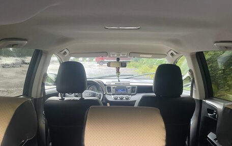 Toyota RAV4, 2014 год, 1 950 000 рублей, 12 фотография