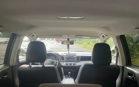 Toyota RAV4, 2014 год, 1 950 000 рублей, 13 фотография