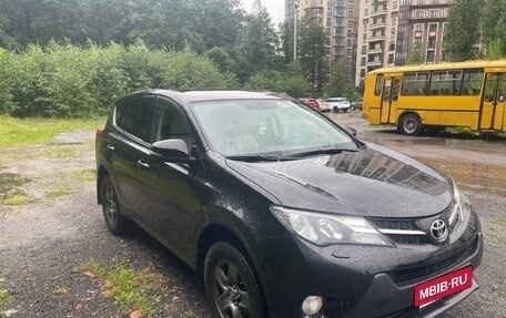 Toyota RAV4, 2014 год, 1 950 000 рублей, 9 фотография