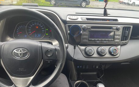 Toyota RAV4, 2014 год, 1 950 000 рублей, 31 фотография