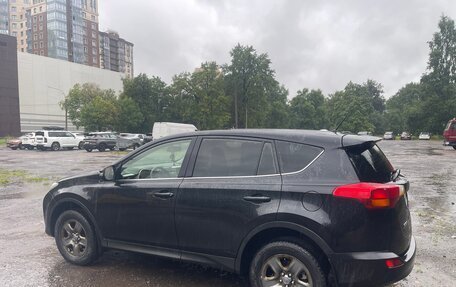 Toyota RAV4, 2014 год, 1 950 000 рублей, 24 фотография