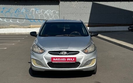 Hyundai Solaris II рестайлинг, 2013 год, 465 000 рублей, 5 фотография