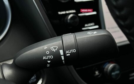 Toyota Camry, 2020 год, 2 370 000 рублей, 14 фотография
