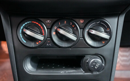 Nissan Qashqai, 2011 год, 932 000 рублей, 18 фотография