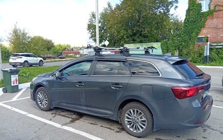 Toyota Avensis III рестайлинг, 2018 год, 1 850 000 рублей, 4 фотография