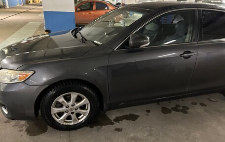 Toyota Camry, 2010 год, 950 000 рублей, 2 фотография