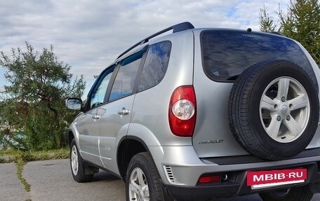 Chevrolet Niva I рестайлинг, 2017 год, 800 000 рублей, 15 фотография
