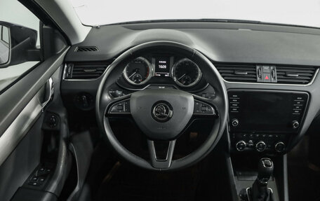 Skoda Octavia, 2019 год, 1 879 000 рублей, 11 фотография