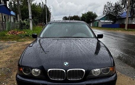 BMW 5 серия, 2003 год, 740 000 рублей, 2 фотография