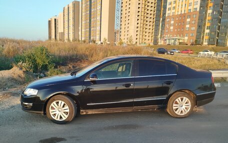 Volkswagen Passat B6, 2006 год, 660 000 рублей, 2 фотография