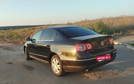 Volkswagen Passat B6, 2006 год, 660 000 рублей, 3 фотография