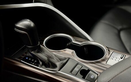 Toyota Camry, 2020 год, 2 980 000 рублей, 16 фотография