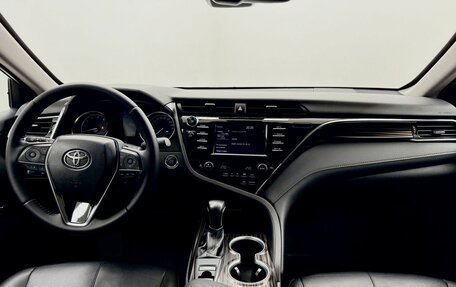 Toyota Camry, 2020 год, 2 980 000 рублей, 18 фотография
