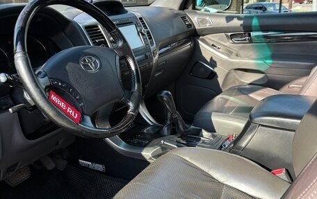 Toyota Land Cruiser Prado 120 рестайлинг, 2008 год, 2 350 000 рублей, 7 фотография