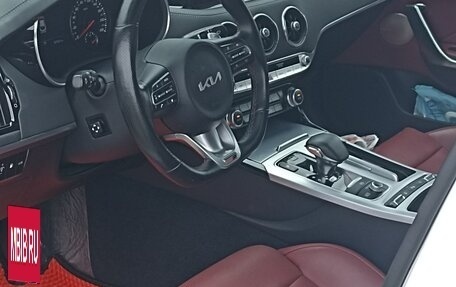 KIA Stinger I, 2023 год, 3 800 000 рублей, 7 фотография