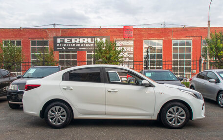 KIA Rio IV, 2018 год, 1 235 000 рублей, 8 фотография