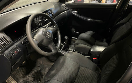 Toyota Corolla, 2004 год, 230 000 рублей, 3 фотография