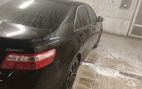Toyota Camry, 2010 год, 890 000 рублей, 10 фотография