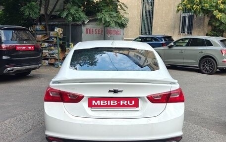 Chevrolet Malibu IX, 2021 год, 1 700 000 рублей, 4 фотография