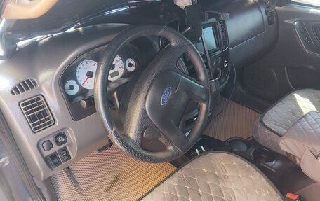 Ford Escape II, 2003 год, 380 000 рублей, 6 фотография