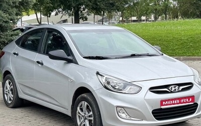Hyundai Solaris II рестайлинг, 2013 год, 670 000 рублей, 1 фотография