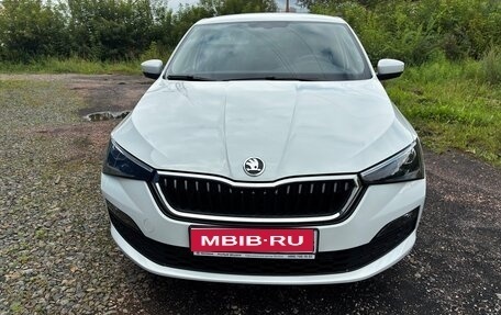 Skoda Rapid II, 2022 год, 1 800 000 рублей, 1 фотография