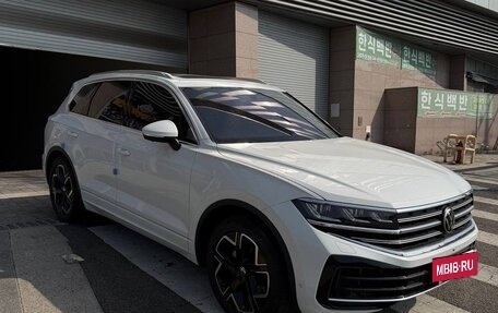 Volkswagen Touareg III, 2024 год, 11 500 000 рублей, 3 фотография
