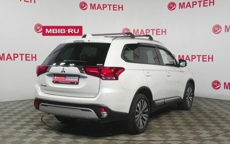 Mitsubishi Outlander III рестайлинг 3, 2021 год, 2 649 000 рублей, 6 фотография