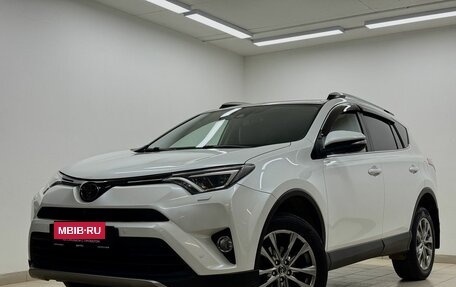 Toyota RAV4, 2018 год, 2 460 000 рублей, 7 фотография