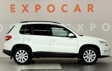 Volkswagen Tiguan I, 2010 год, 949 000 рублей, 4 фотография