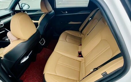KIA K5, 2019 год, 2 200 000 рублей, 11 фотография