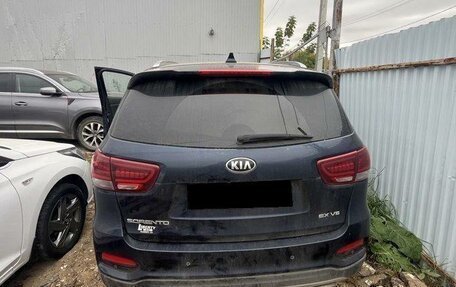 KIA Sorento III Prime рестайлинг, 2018 год, 1 400 000 рублей, 5 фотография