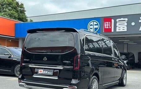 Mercedes-Benz Vito, 2024 год, 5 490 000 рублей, 6 фотография