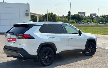 Toyota RAV4, 2021 год, 7 фотография