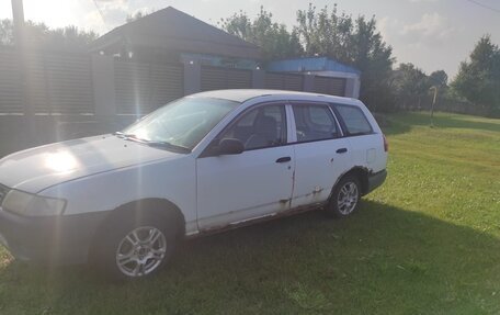 Nissan AD II, 2002 год, 135 000 рублей, 3 фотография