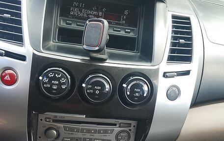 Mitsubishi Pajero Sport II рестайлинг, 2011 год, 1 500 000 рублей, 15 фотография