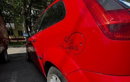 Ford Fiesta, 2005 год, 250 000 рублей, 23 фотография