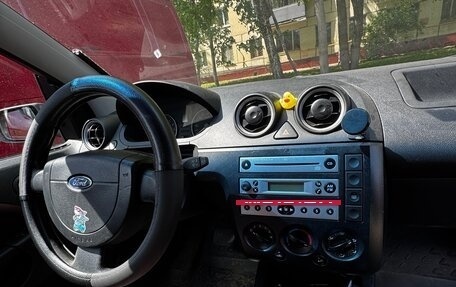 Ford Fiesta, 2005 год, 250 000 рублей, 20 фотография