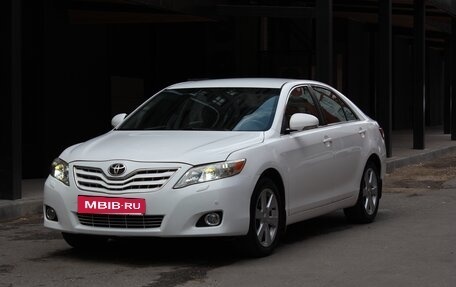 Toyota Camry, 2010 год, 1 100 000 рублей, 3 фотография