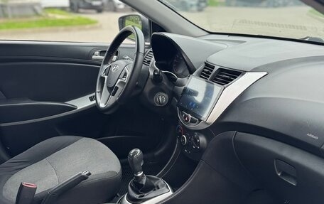 Hyundai Solaris II рестайлинг, 2013 год, 670 000 рублей, 8 фотография