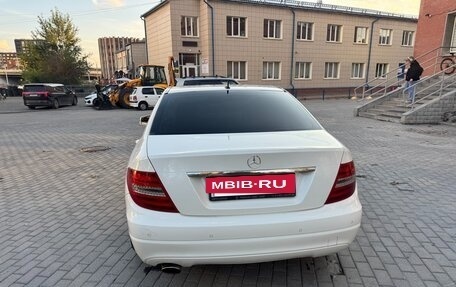 Mercedes-Benz C-Класс, 2011 год, 1 450 000 рублей, 10 фотография